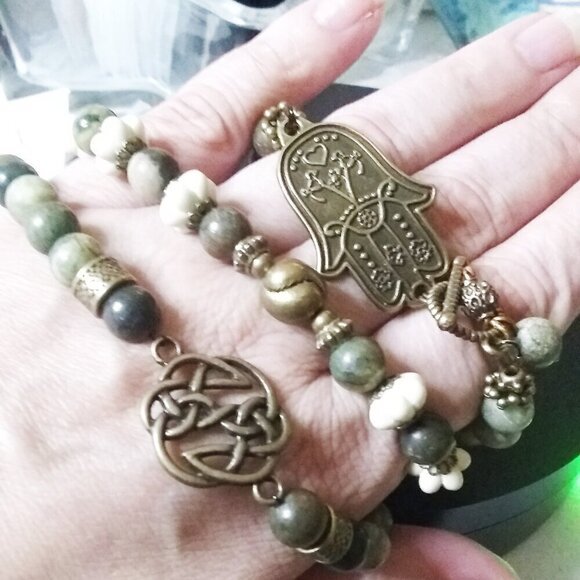 Celtic Knot & Green Jasper Beaded Toggle Bracelet. Pagan. Nordic. Earth Mother. - Picture 8 of 8